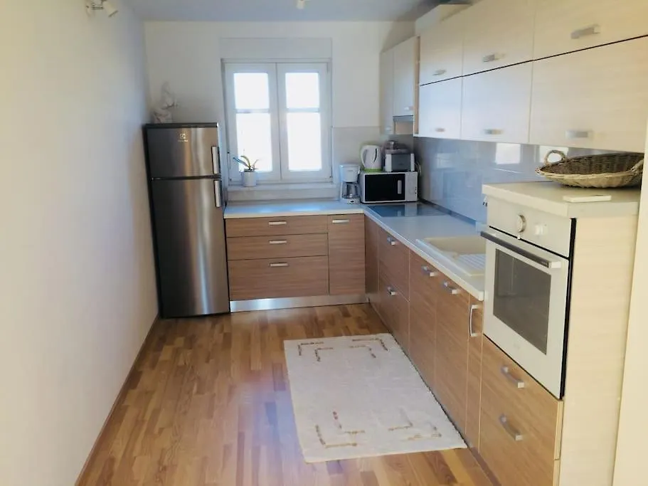 Liam Apartment Pula